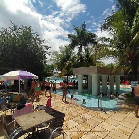 Lacqua Diroma, Mais Parque Acquatico Com Piscina De Ondas Caldas Novas Buitenkant foto